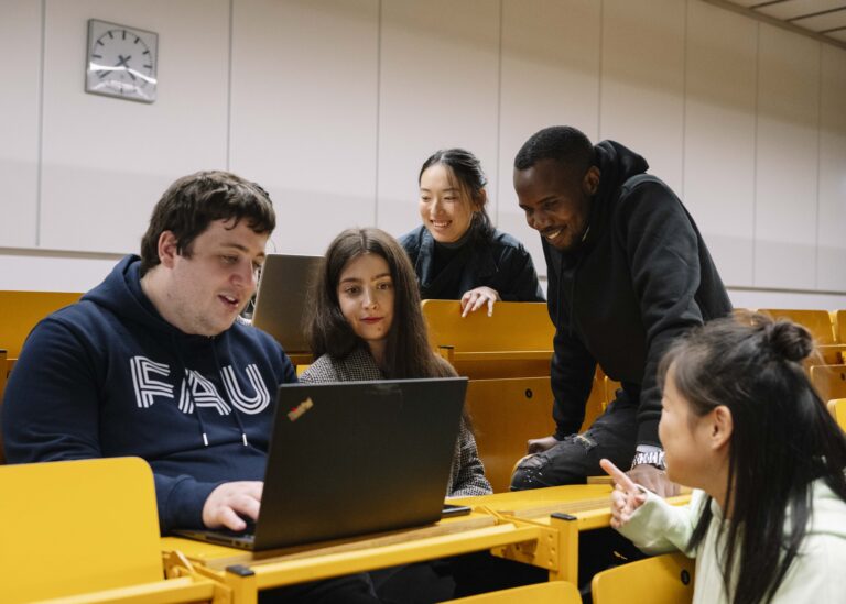 You and Europe | Stipendienprogramm für europäische Masterstudierende